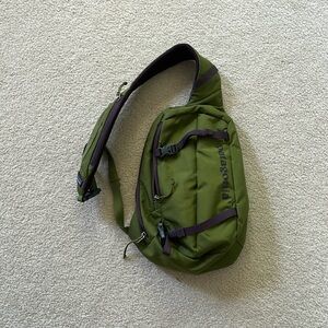 Patagonia Atom 8L Sling bag